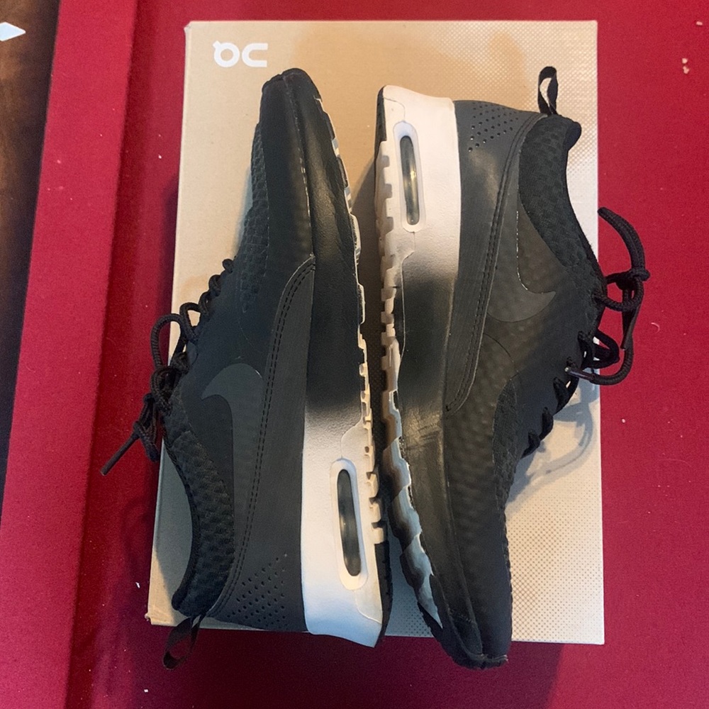 Nike Air Max Thea Sneakers Women’s 8.5
